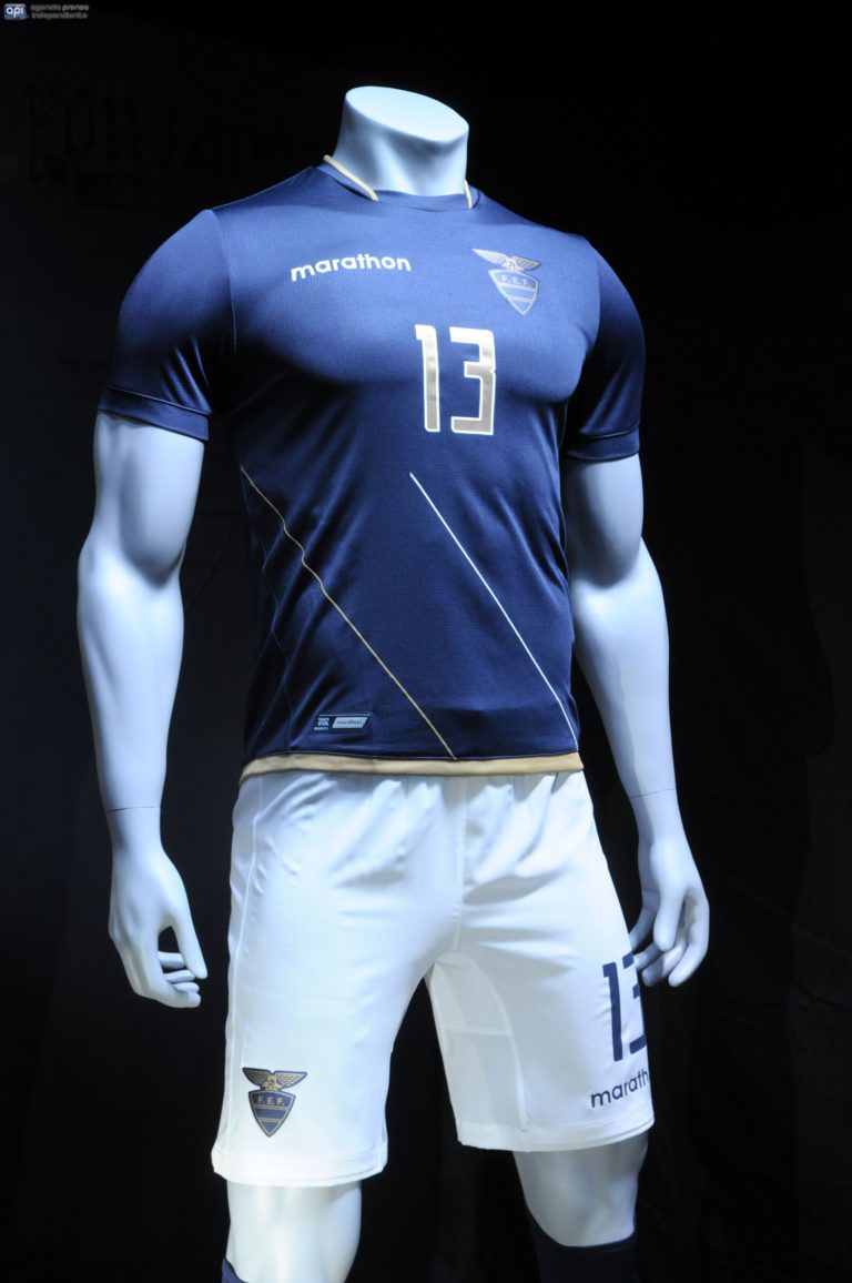 Presentan nuevo uniforme que usará Ecuador en Copa América La República EC