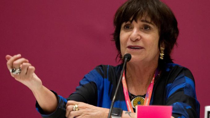 La escritora Rosa Montero (El peligro de estar cuerda) mantiene un  encuentro con lectores en Burgos
