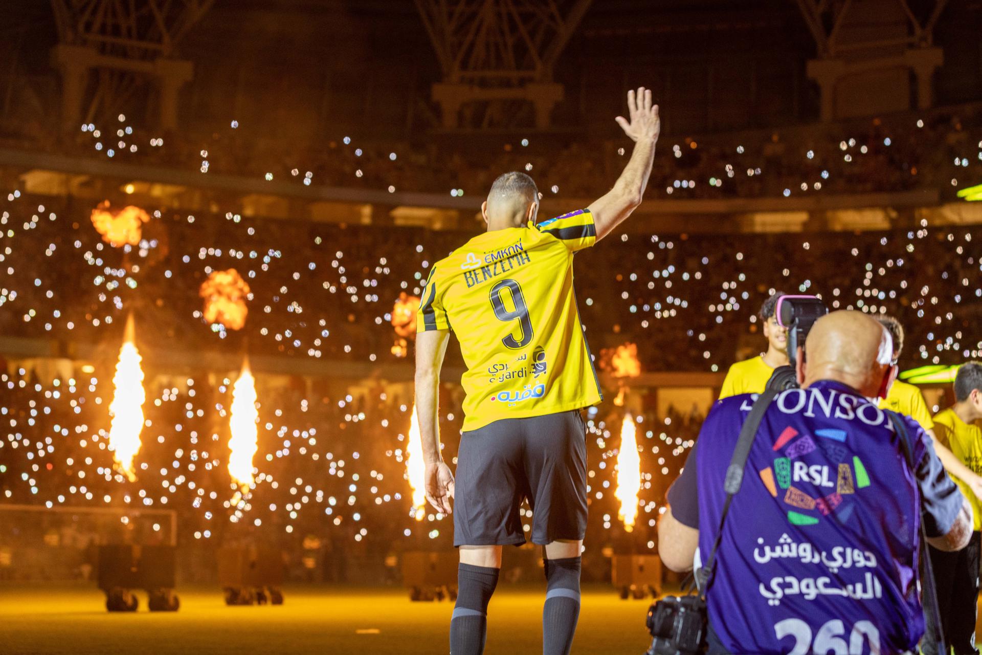 Benzema Dice Que Ha Firmado Con Al Ittihad Con Ambición Tras Ganar ...