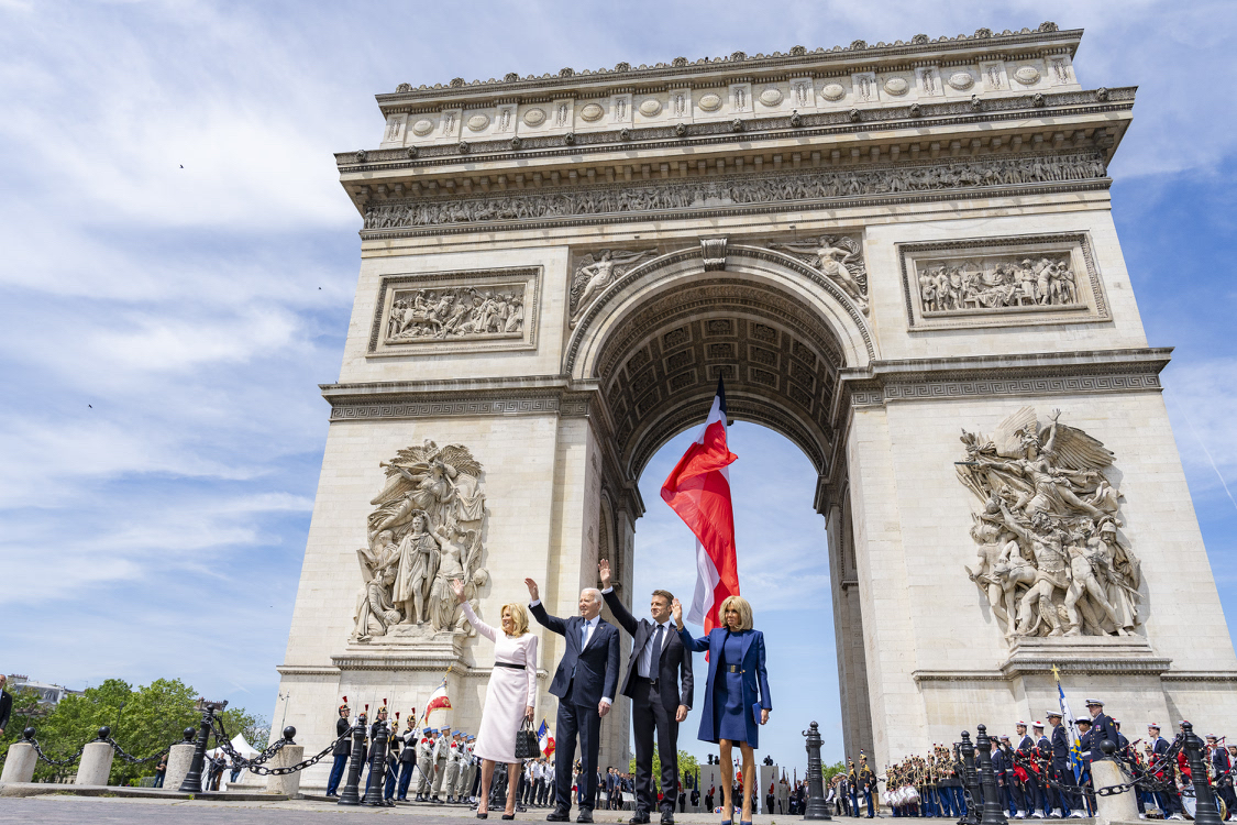 Macron thanks Biden for “respect and loyalty” to European allies
 – 2024-06-13 09:39:42