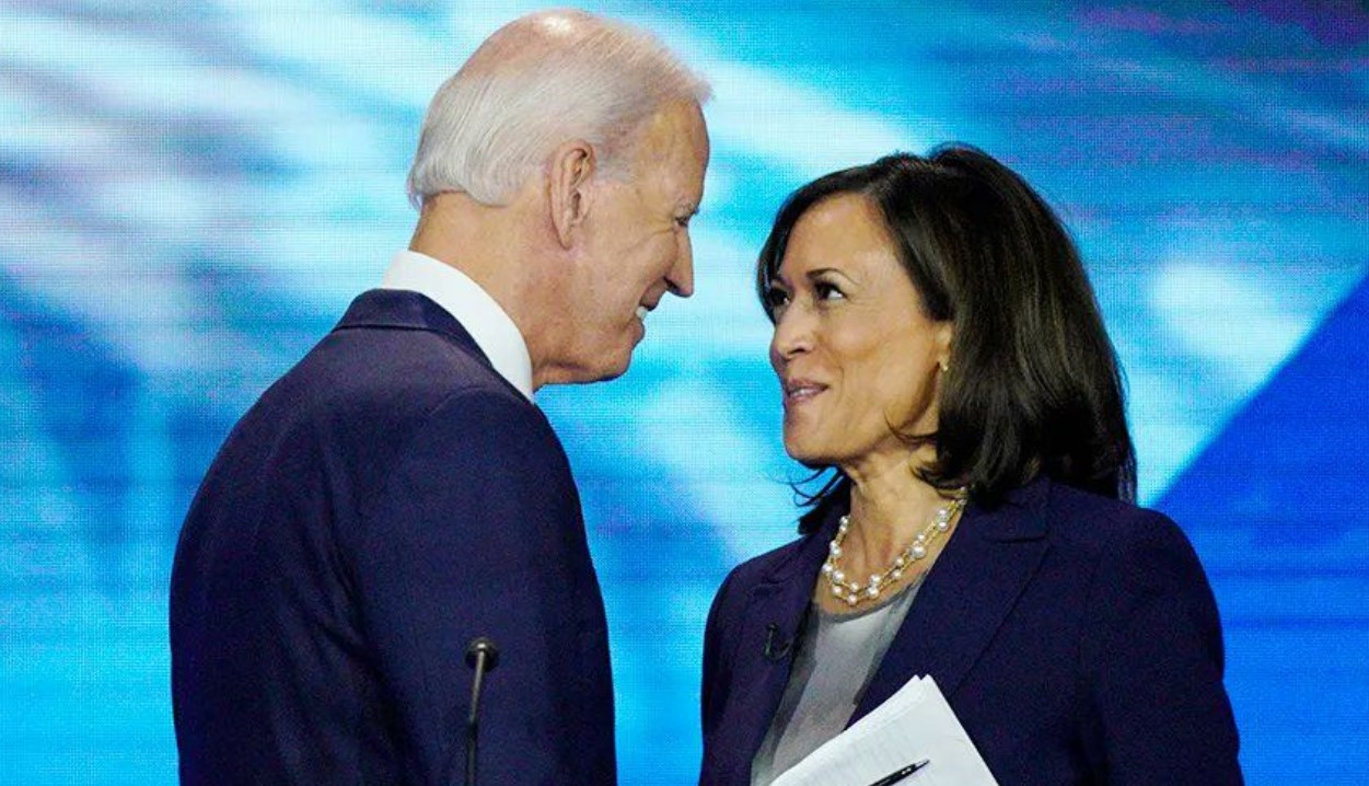 Biden names Kamala Harris as his substitute
 – 2024-07-24 11:50:37