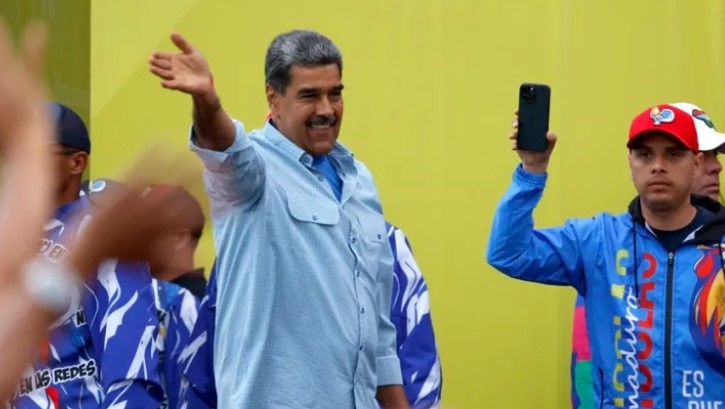 Maduro pide a los venezolanos que “piensen bien” su voto