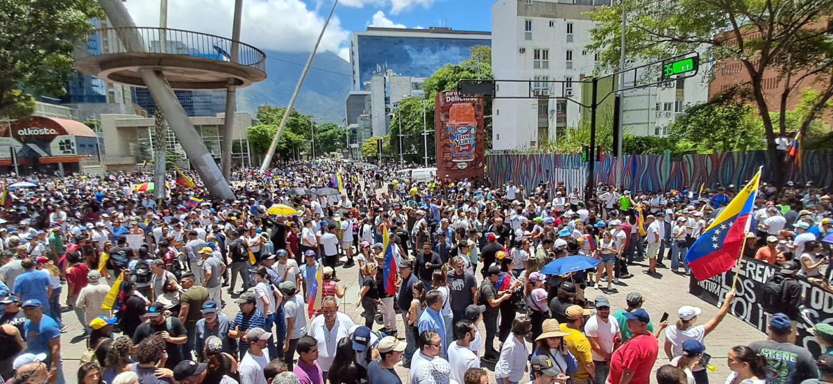 Thousands protest against fraud in Venezuela
 – 2024-08-09 02:19:59