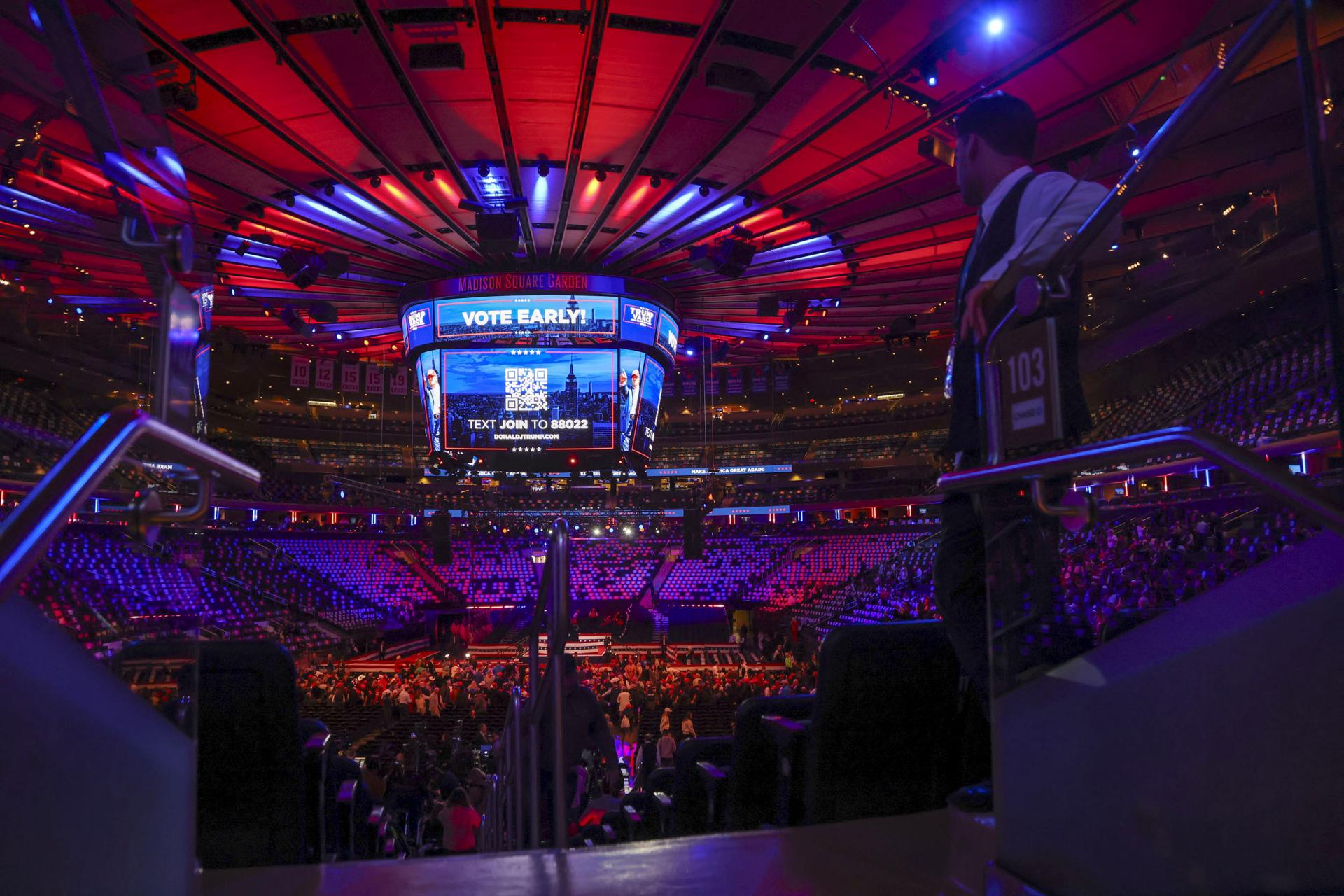 Trump gathers thousands of supporters in downtown New York for his big rally
 –