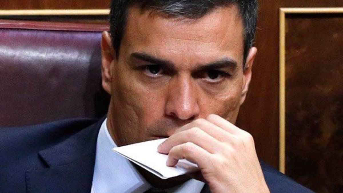 Pedro Sánchez takes control of public television amid corruption links
 –